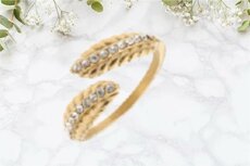 Ring Laury