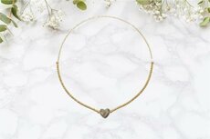 b. Armband hartje | Naturel
