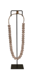 a. Crème kralenketting 