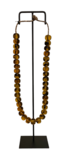 a. Bruine kralenketting 